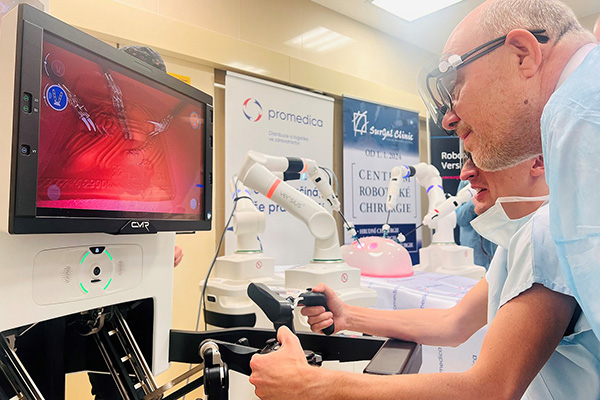 SurGal slaví už 14 let!